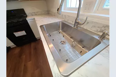 1902 W 1st Street, Dixon, IL 61021 - Photo 21