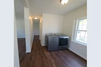 1902 W 1st Street, Dixon, IL 61021 - Photo 9