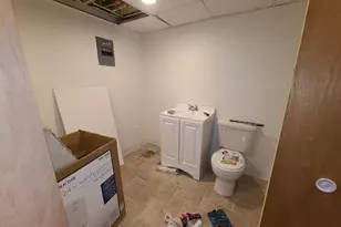 1902 W 1st St, Dixon, IL 61021 - Photo 37