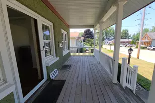 1902 W 1st St, Dixon, IL 61021 - Photo 11