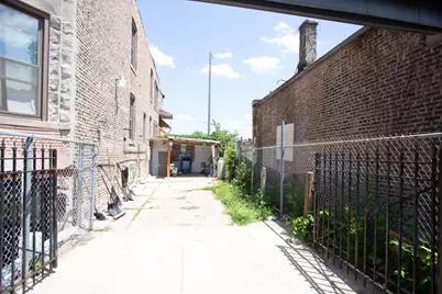 6049 S Champlain Avenue, Chicago, IL 60637 - Photo 5