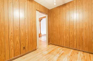 10747 S Avenue H, Chicago, IL 60617 - Photo 17