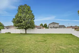 1613 Stefanie Ln, Bourbonnais, IL 60914 - Photo 5