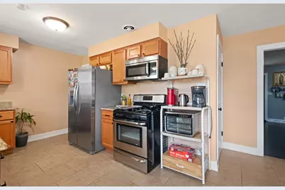 251 W 10th Street, Chicago Heights, IL 60411 - Photo 7