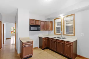 1304 S 50th Ave, Cicero, IL 60804 - Photo 25