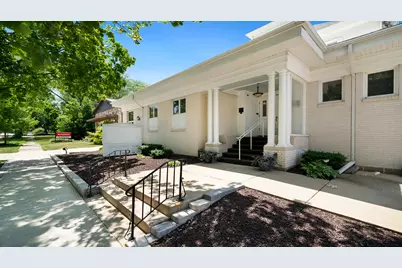 213 Crawford Avenue, Dixon, IL 61021 - Photo 17