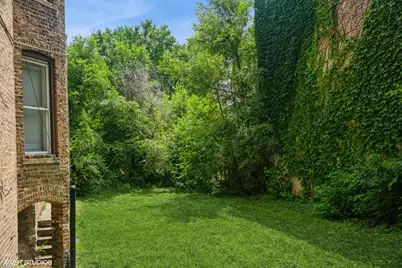 6621 S Marquette Drive, Chicago, IL 60637 - Photo 13