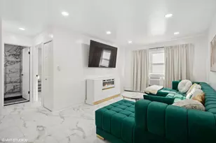 5950 N Kenmore Ave, Chicago, IL 60660 - Photo 9