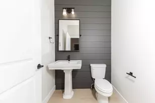 1009 Mount Carmel Rd, Bloomington, IL 61705 - Photo 25