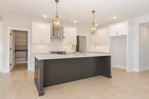 1009 Mount Carmel Rd, Bloomington, IL 61705 - Photo 13