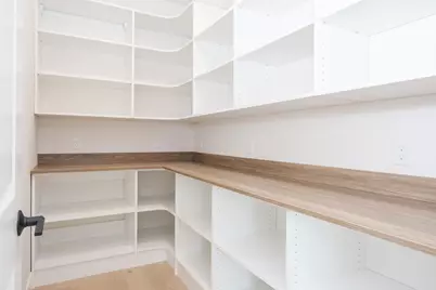 1009 Mount Carmel Road, Bloomington, IL 61705 - Photo 9