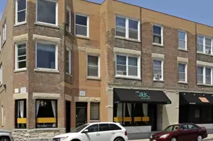 1934 Maple Ave, Evanston, IL 60201 - Photo 1