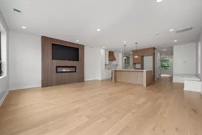 3027 N Elbridge Avenue, Chicago, IL 60618 - Photo 7