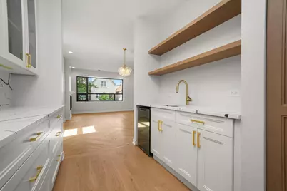 3027 N Elbridge Avenue, Chicago, IL 60618 - Photo 3