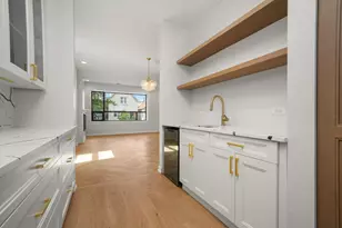 3027 N Elbridge Ave, Chicago, IL 60618 - Photo 3