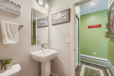 3222 N Heritage Lane, Arlington Heights, IL 60004 - Photo 9