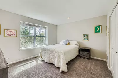 3222 N Heritage Lane, Arlington Heights, IL 60004 - Photo 13