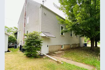 101 E Grove Street, Pontiac, IL 61764 - Photo 3