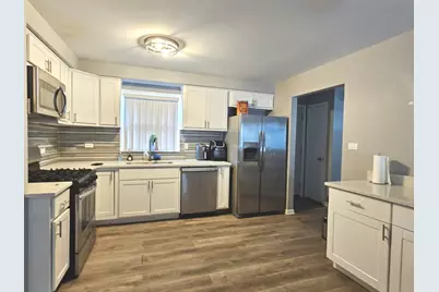 678 Muskegon Avenue, Calumet City, IL 60409 - Photo 9