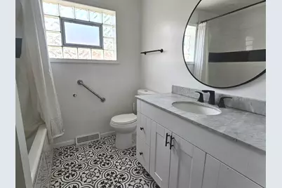 678 Muskegon Avenue, Calumet City, IL 60409 - Photo 13