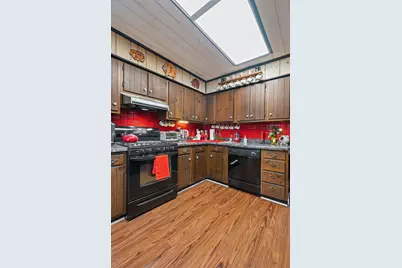 610 W Main Street, West Dundee, IL 60118 - Photo 13