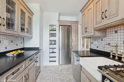 1316 Maple Avenue #D3, Evanston, IL 60201 - Photo 11