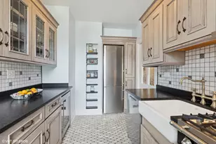 1316 Maple Ave, Evanston, IL 60201 - Photo 11