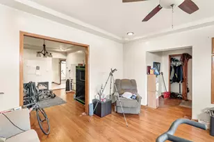 1464 Shirley Dr, Calumet City, IL 60409 - Photo 3