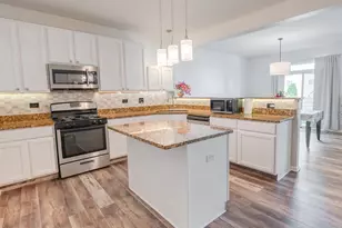 424 Grape Vine Trail, Oswego, IL 60543 - Photo 9