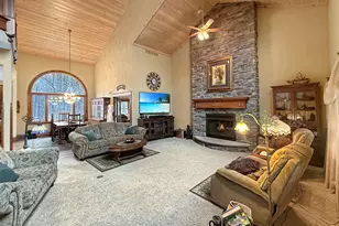 11307 Timber Ln Rd, Lena, IL 61048 - Photo 7