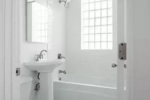 1524 N Ashland Ave, Chicago, IL 60622 - Photo 17