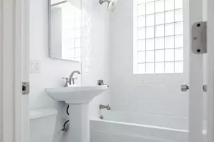 1524 N Ashland Ave, Chicago, IL 60622 - Photo 31