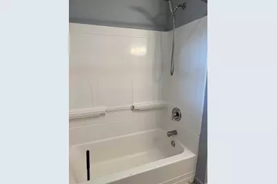 262 W Myrtle Street, Herscher, IL 60941 - Photo 5