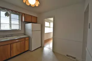 1541 N Lee Blvd, Berkeley, IL 60163 - Photo 3