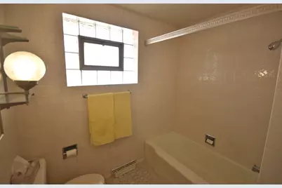 1541 N Lee Boulevard, Berkeley, IL 60163 - Photo 11