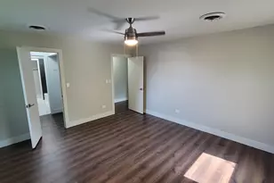 792 N Barron Blvd, Grayslake, IL 60030 - Photo 13