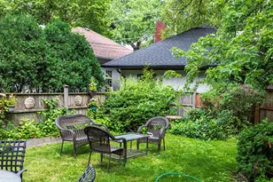 202 N Ridgeland Ave, Oak Park, IL 60130 - Photo 5