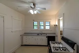 202 N Ridgeland Ave, Oak Park, IL 60130 - Photo 13