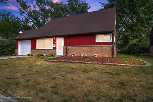 109 Walnut St, Park Forest, IL 60466 - Photo 1