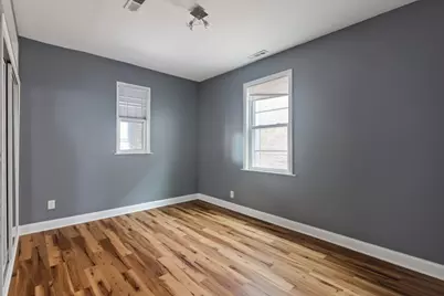 2062 N Damen Avenue, Chicago, IL 60647 - Photo 15