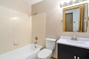 3140 Medford Ct, Aurora, IL 60504 - Photo 9