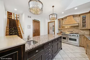 580 Oak St, Glen Ellyn, IL 60137 - Photo 25