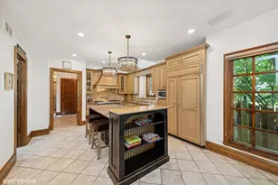 580 Oak St, Glen Ellyn, IL 60137 - Photo 27