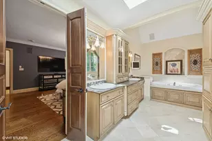 580 Oak St, Glen Ellyn, IL 60137 - Photo 35