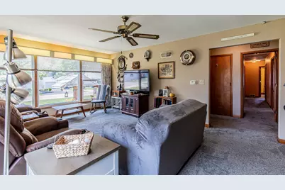 103 S Plum Street, Princeton, IL 61356 - Photo 3