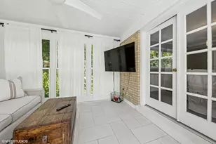 3212 Otto Ln, Evanston, IL 60201 - Photo 11