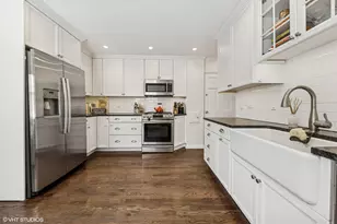 3212 Otto Ln, Evanston, IL 60201 - Photo 7