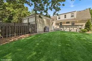 3212 Otto Ln, Evanston, IL 60201 - Photo 25