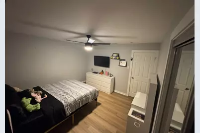 11315 S Avenue G, Chicago, IL 60617 - Photo 13