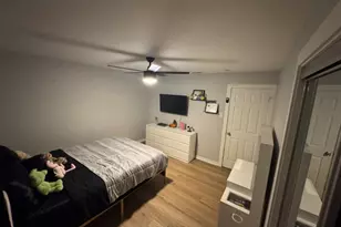 11315 S Ave G, Chicago, IL 60617 - Photo 13